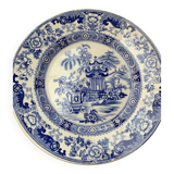 Assiette ancienne en porcelaine