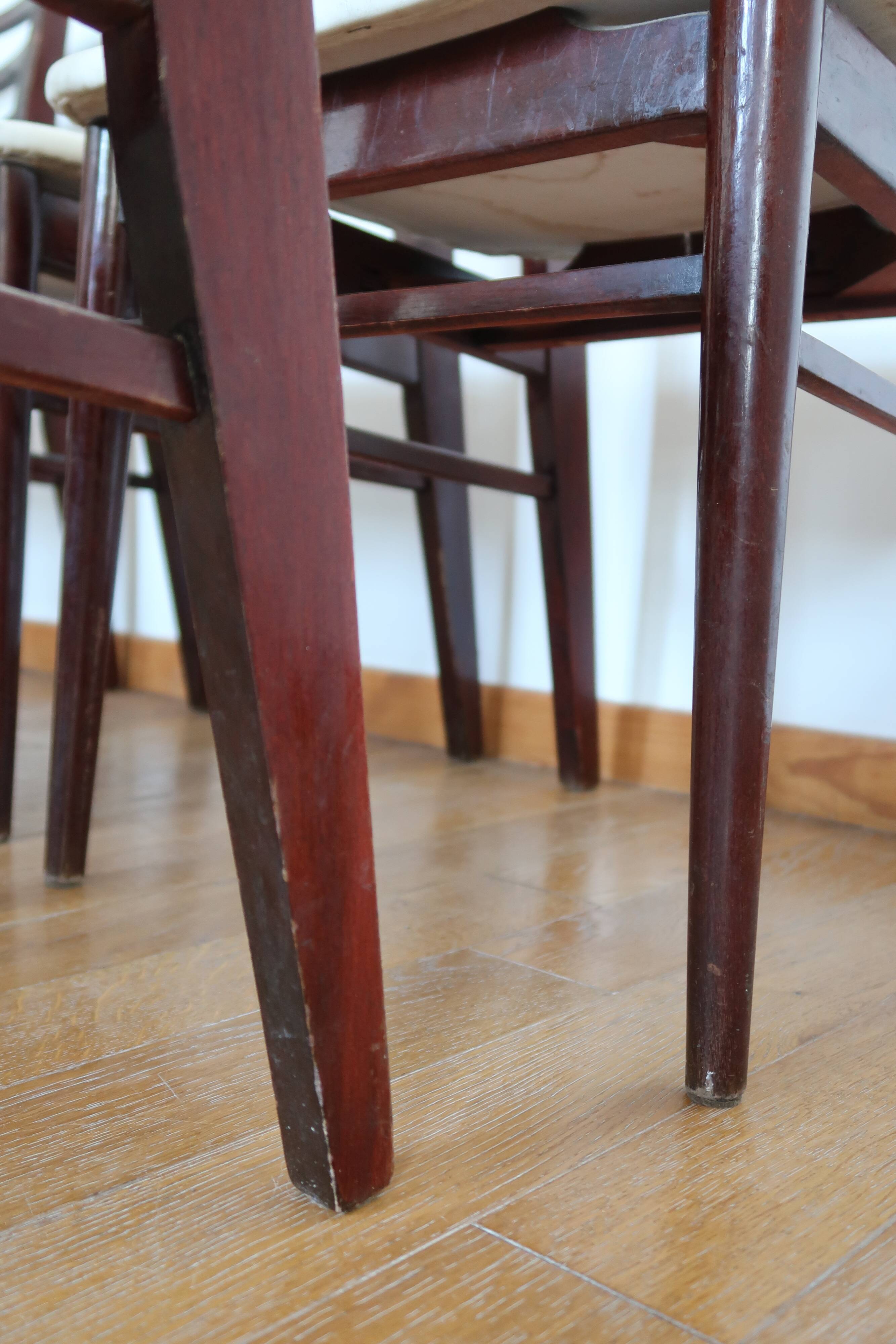 6 Scandinavian chairs skaï white