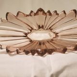 Vintage oval bowl in thick glass, mauve colour.