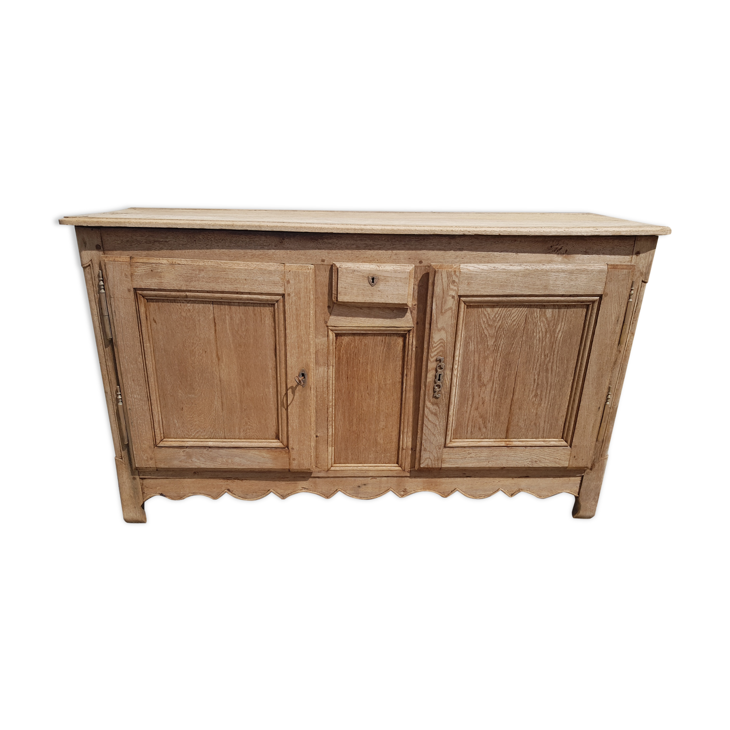 Buffet country in oak