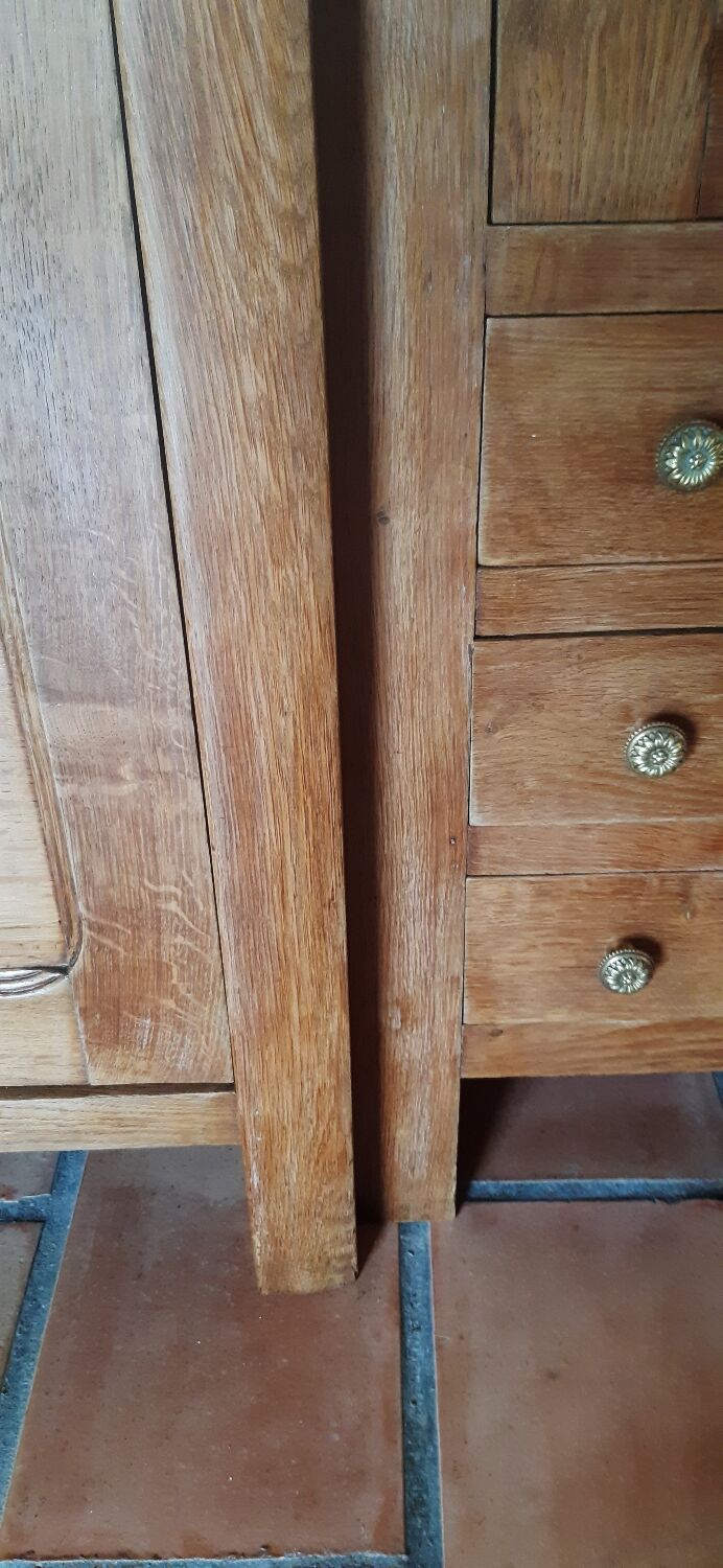 Asymmetrical wardrobe-chest of drawers