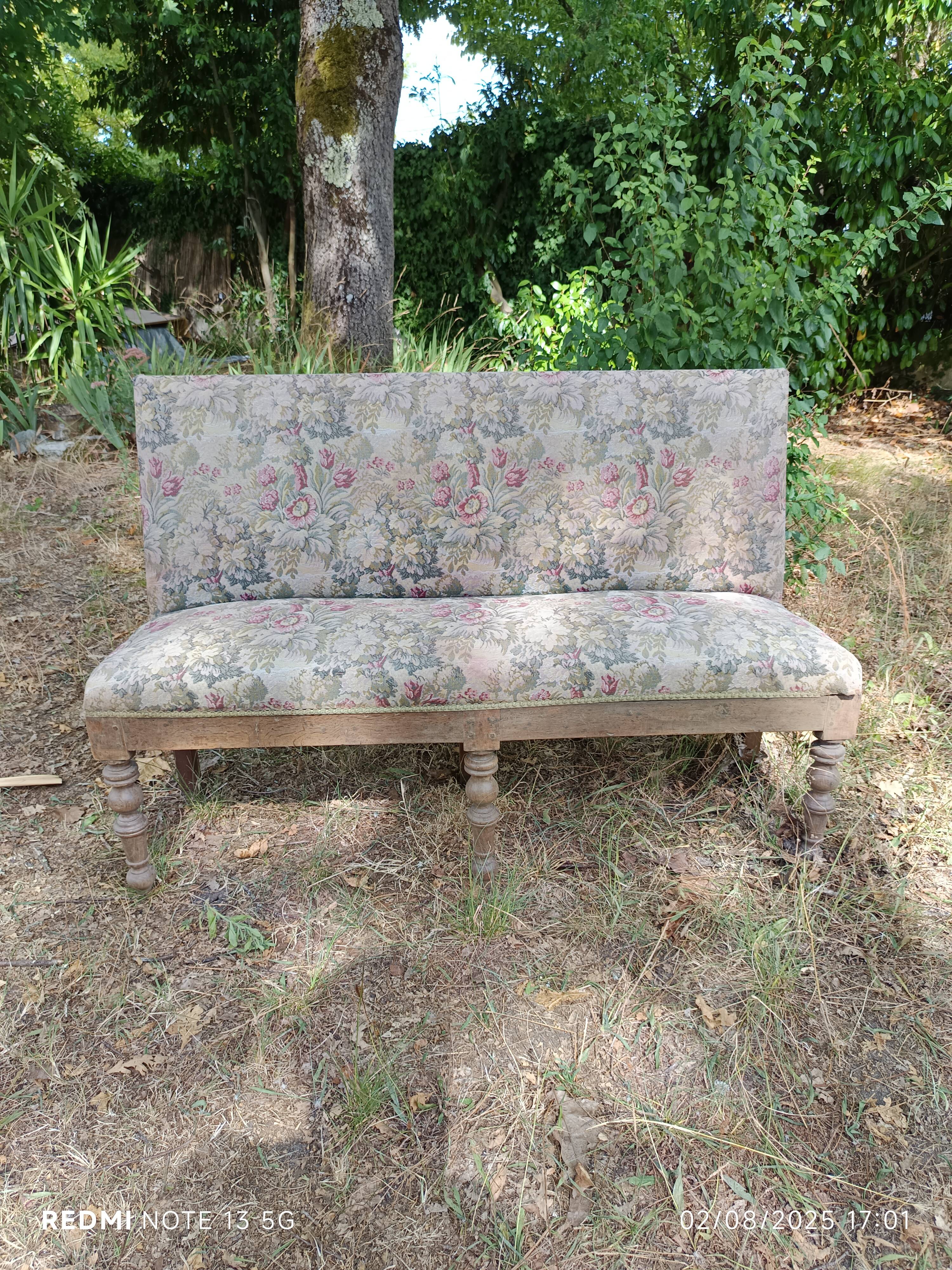 19th century Louis XIII style hallway bench