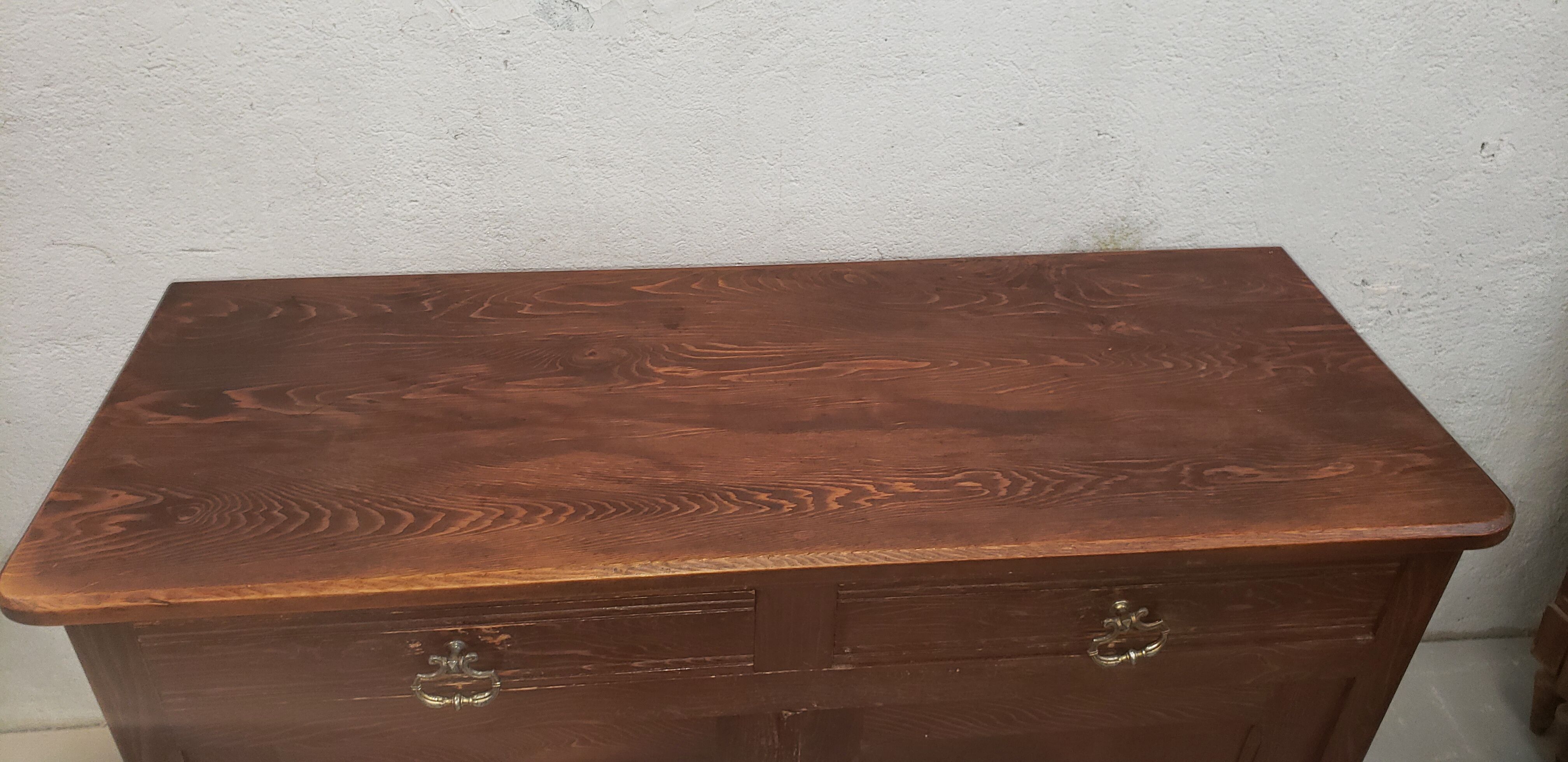 Parisian buffet in fir