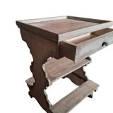 Petit meuble table de décoration avec tiroirs