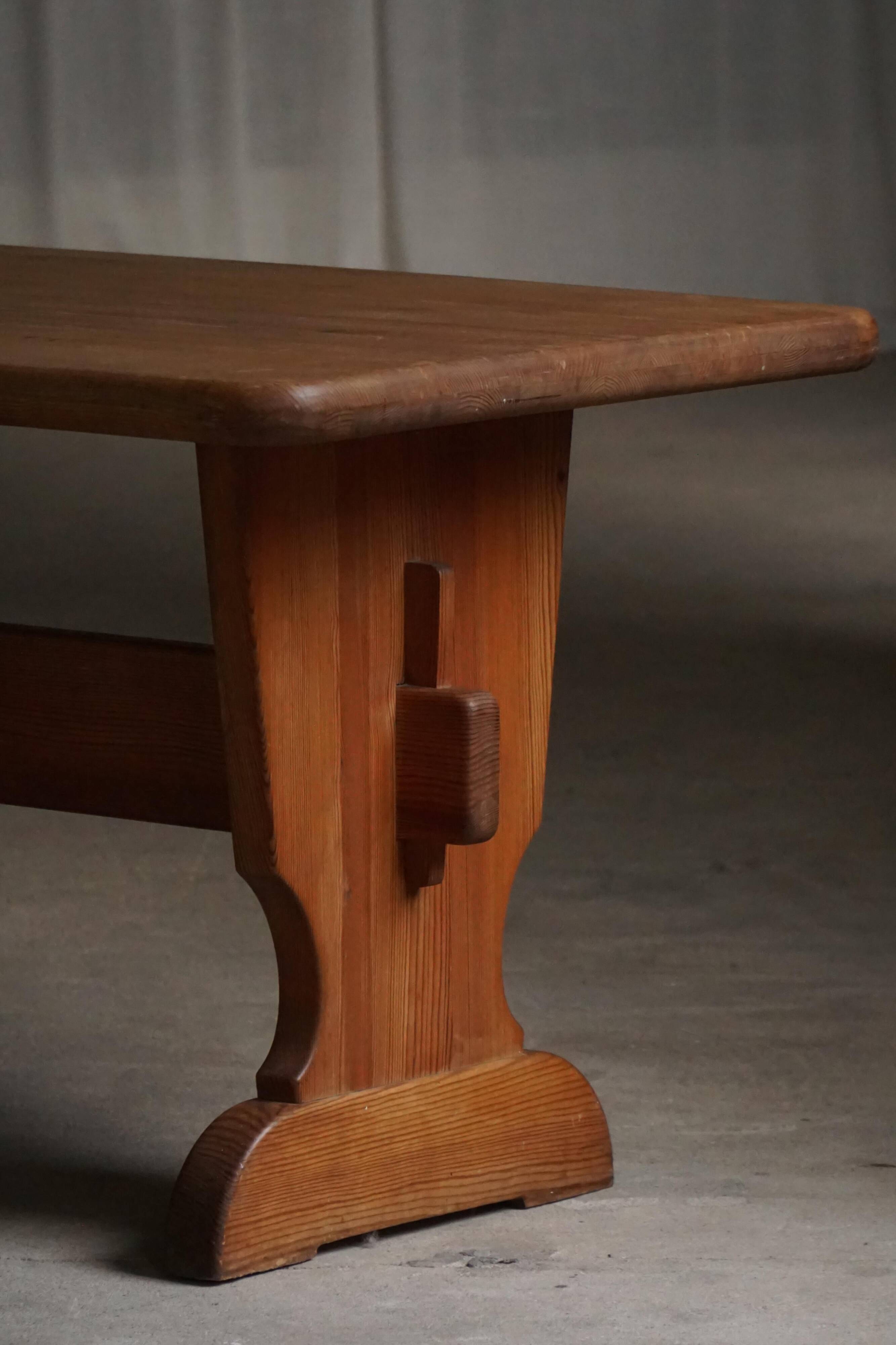Swedish solid pine dining table from the mid-20th century, Åby Möbelfabrik, 1940s.