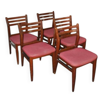 Lot de 5 chaises années 70 en bois marron, assises tissu rouge - 2 avec accoudoirs