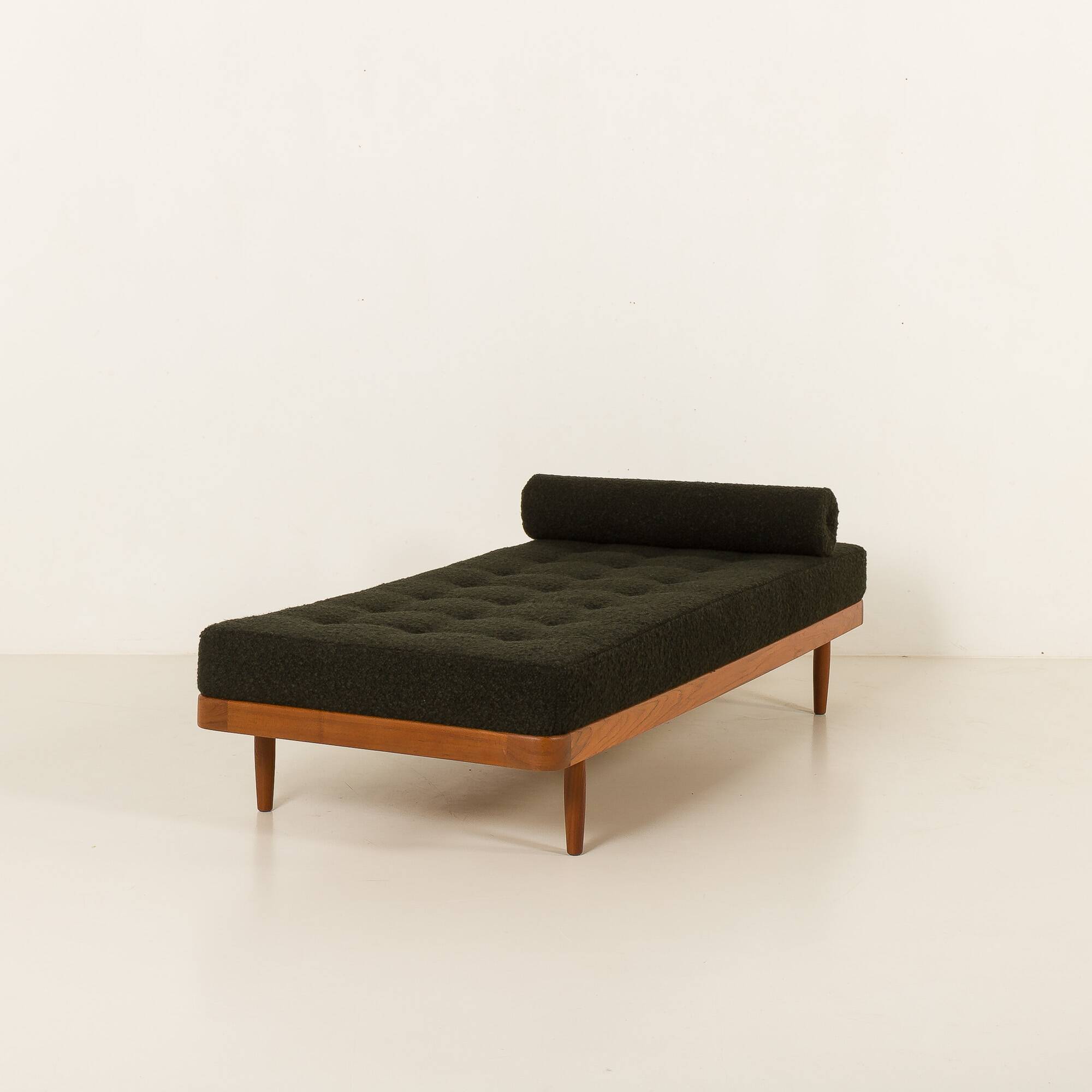 Danish teak daybed in thick boucle fabric, 1960s