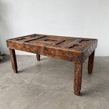 Table basse savoyarde art populaire
