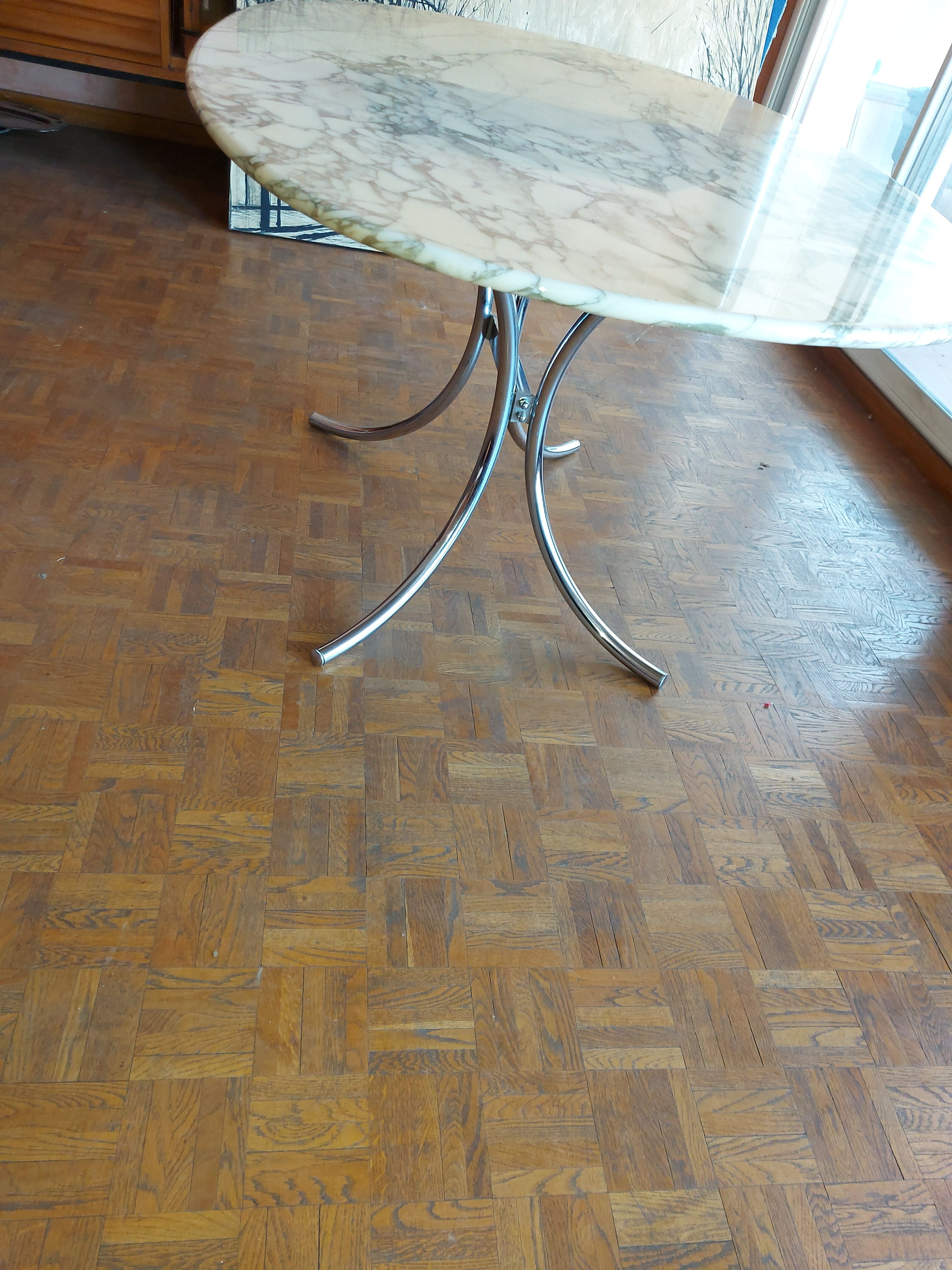 Large dining table in vintage marble 70'S Roche and Bobois