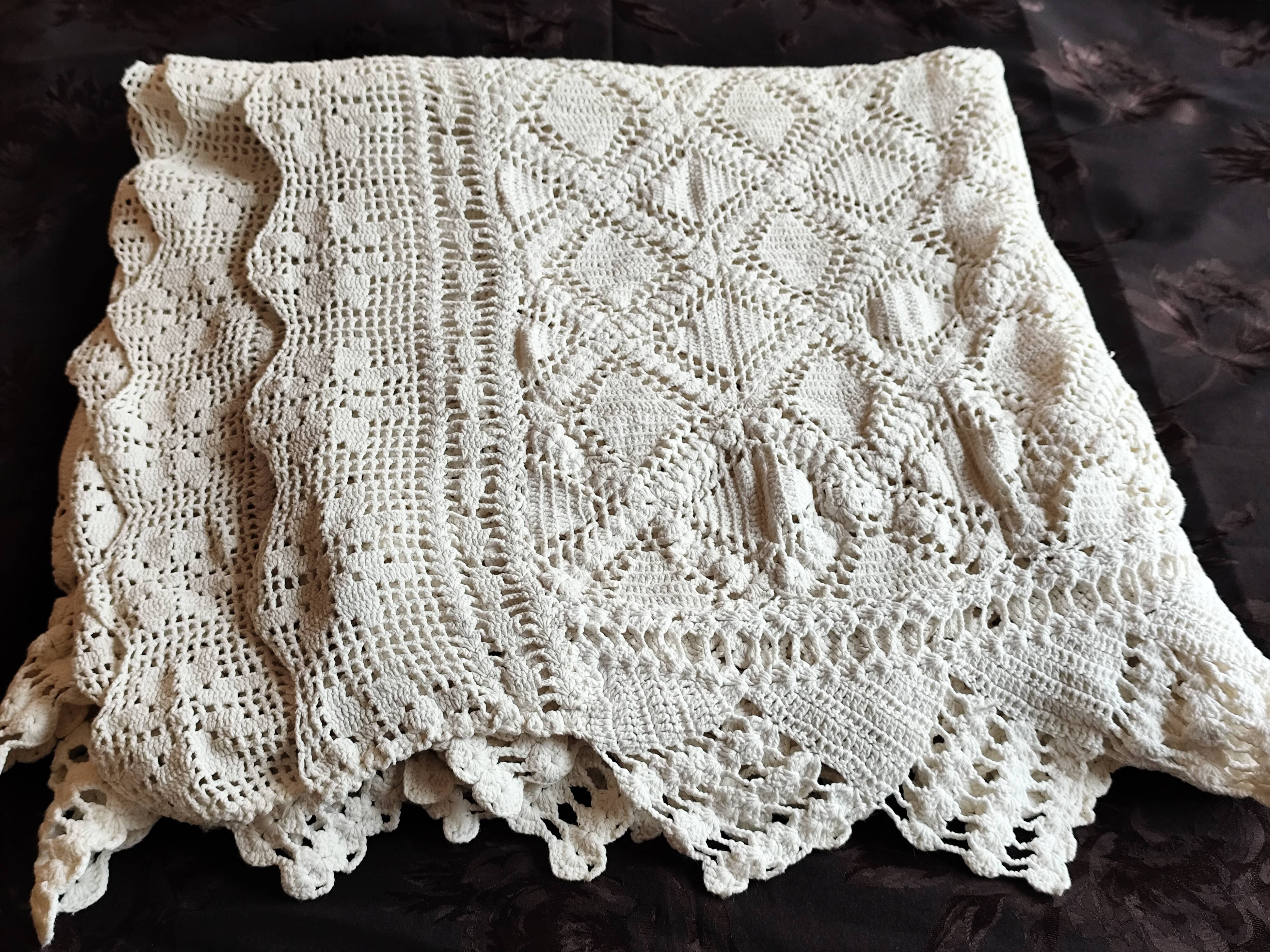 Dessus de lit en coton blanc -  jeté de canapé aux motifs géométriques