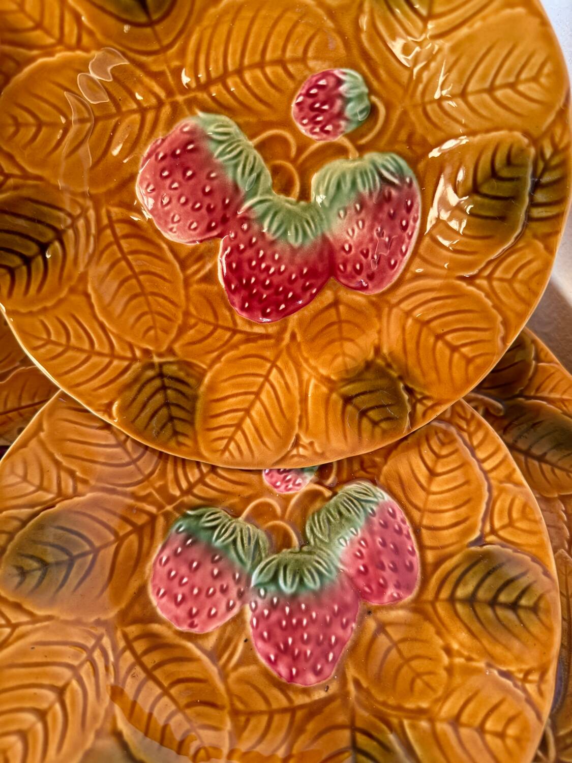 Old barbotine dessert service