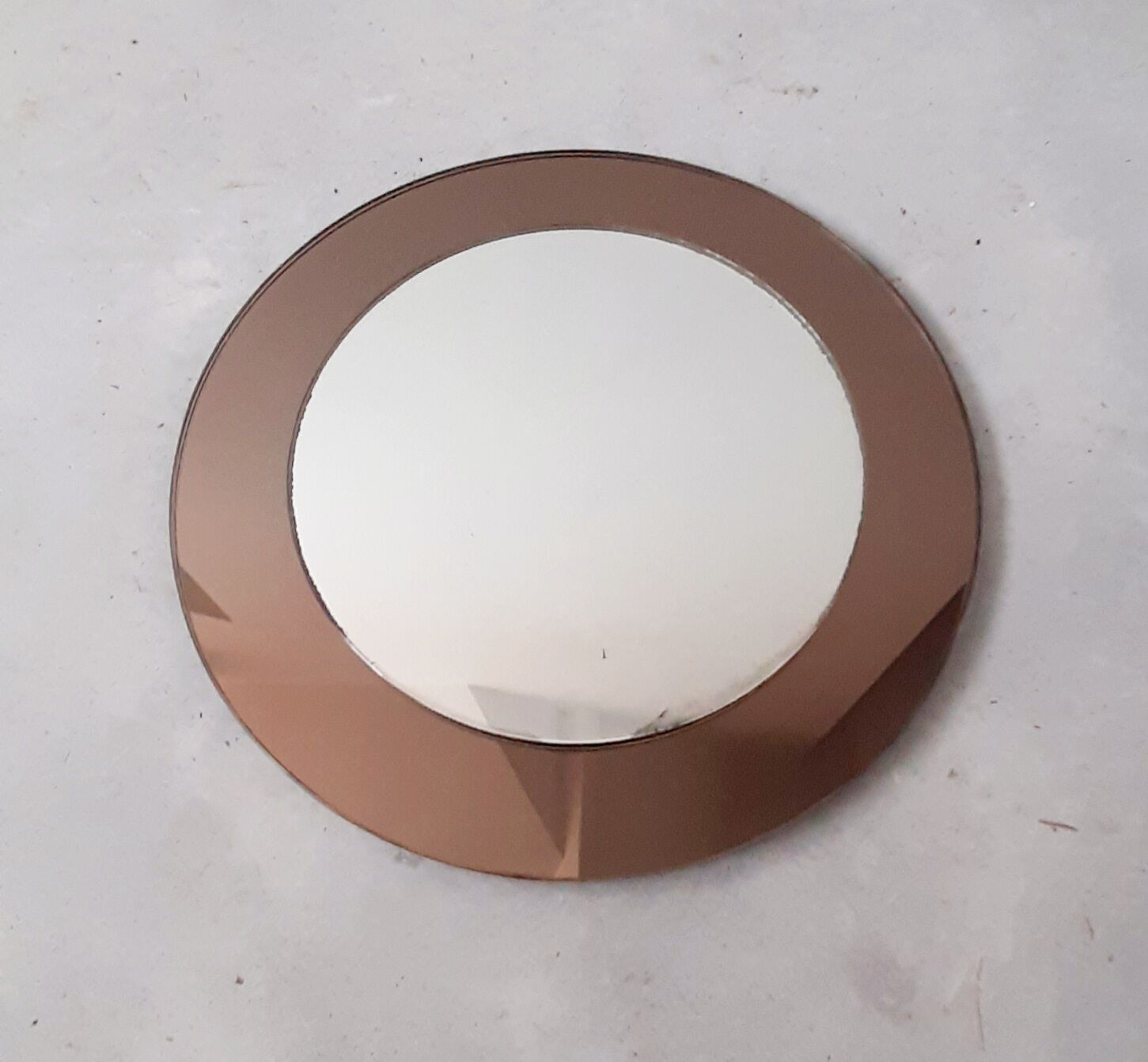 Smoked mirror 70s space age