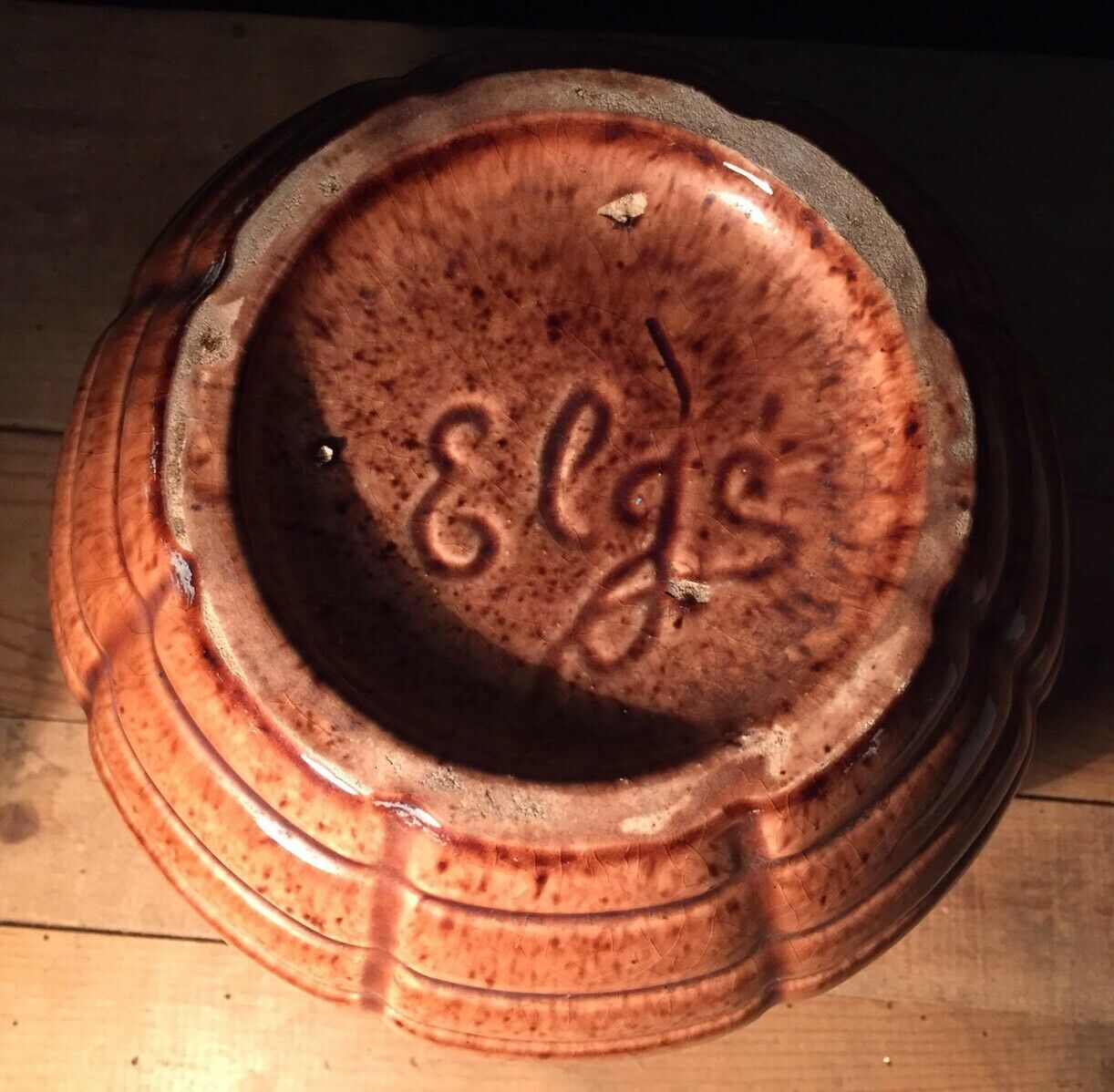 Vase en céramique signé Elgé