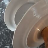 Vintage servant in cracked earthenware