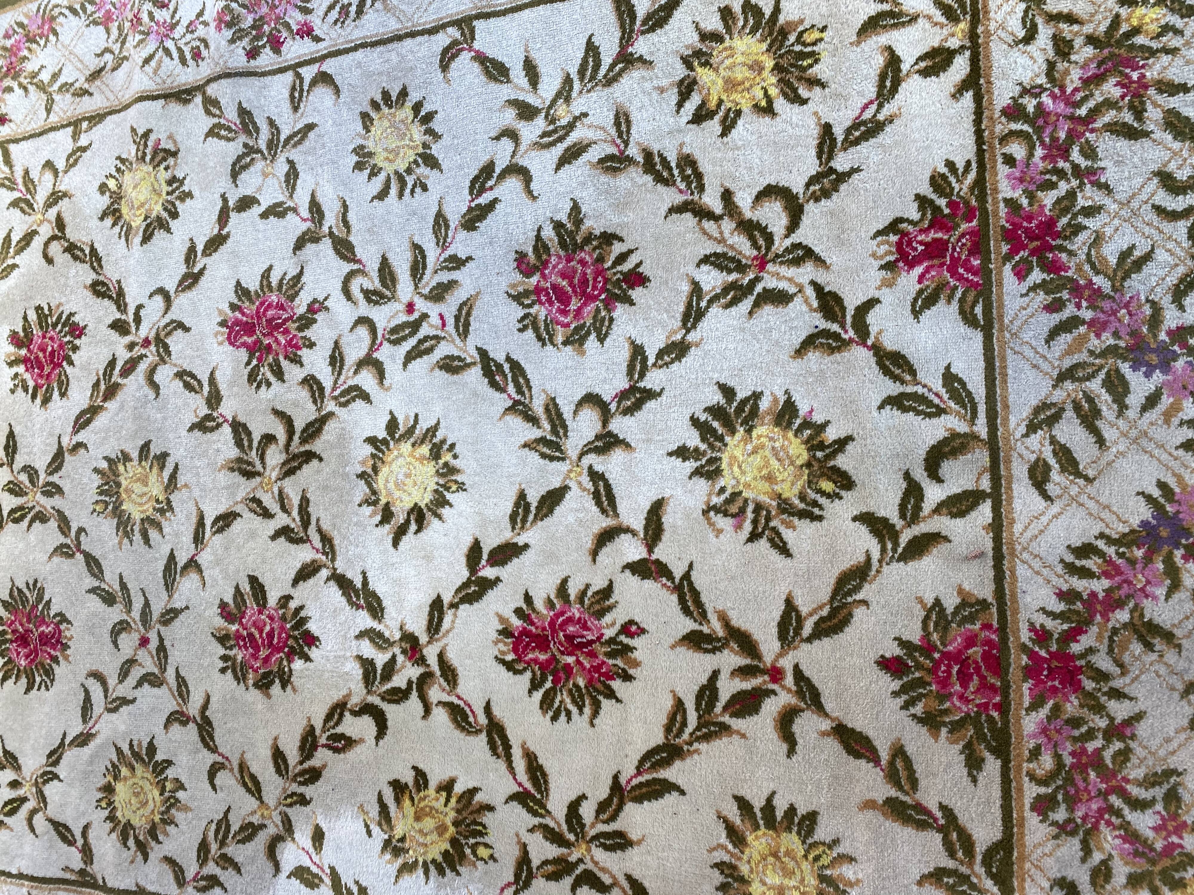 Nice carpet style aubusson or soap factory 170x240 cm