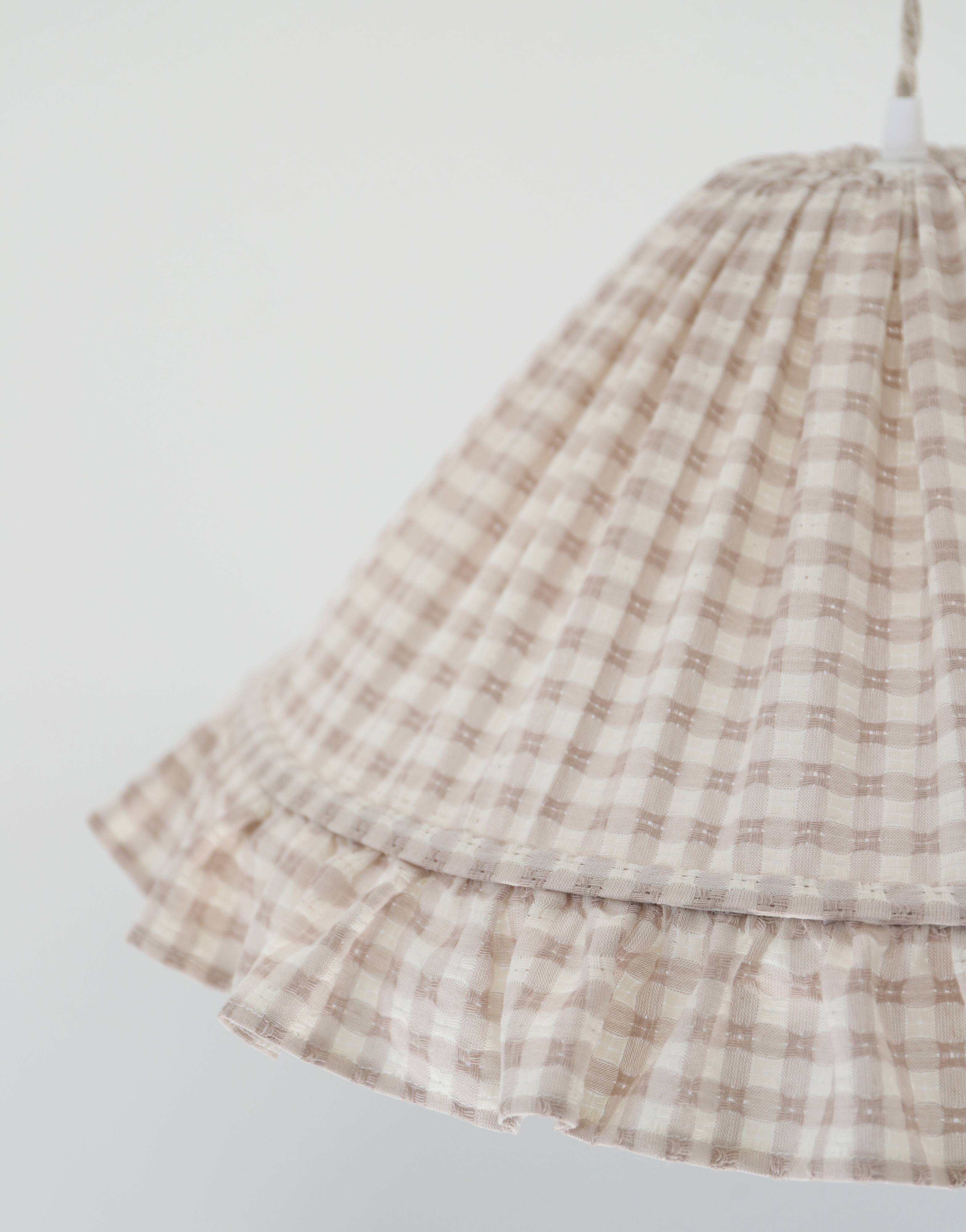 Emilia "small squares" conical suspension with steering wheel