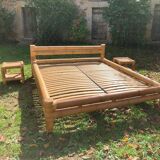 Vintage bed 160x200 and 2 bamboo bedsides