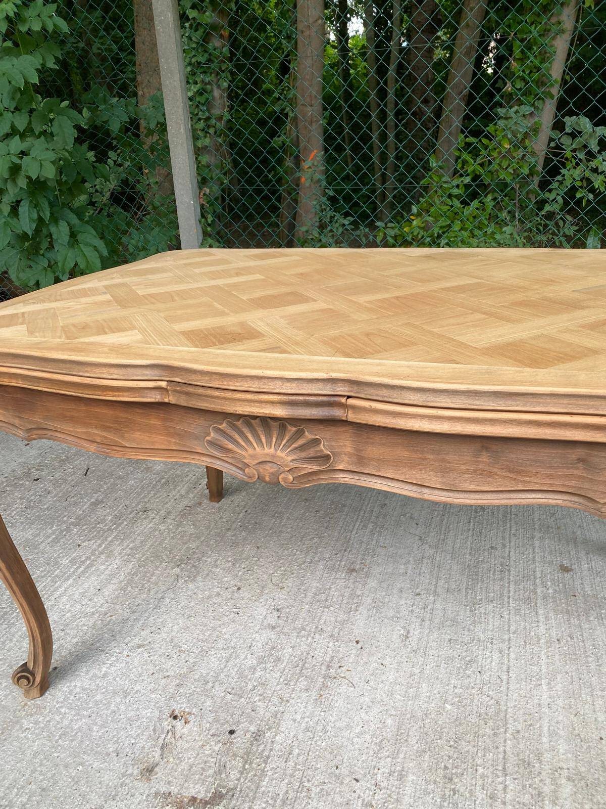 Louis XV extendable dining table, 18th century, renovated in solid oak 230cm