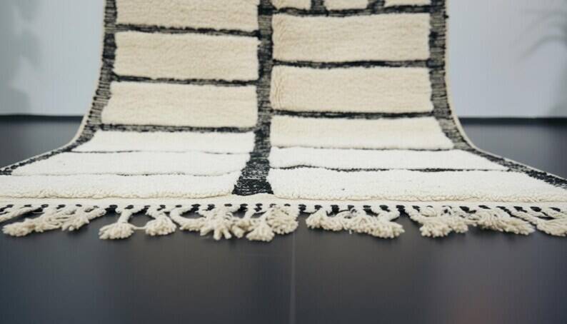 Handmade Beni Ourain rug, 150/250cm