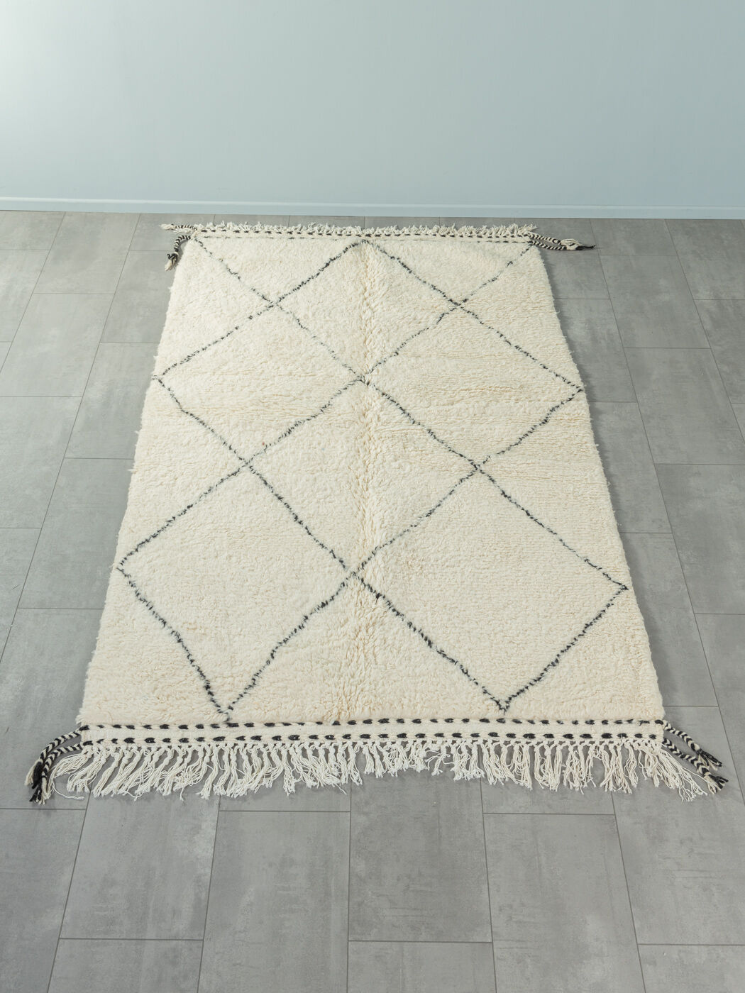 Berber rug, Midi beni III, 155 x 255