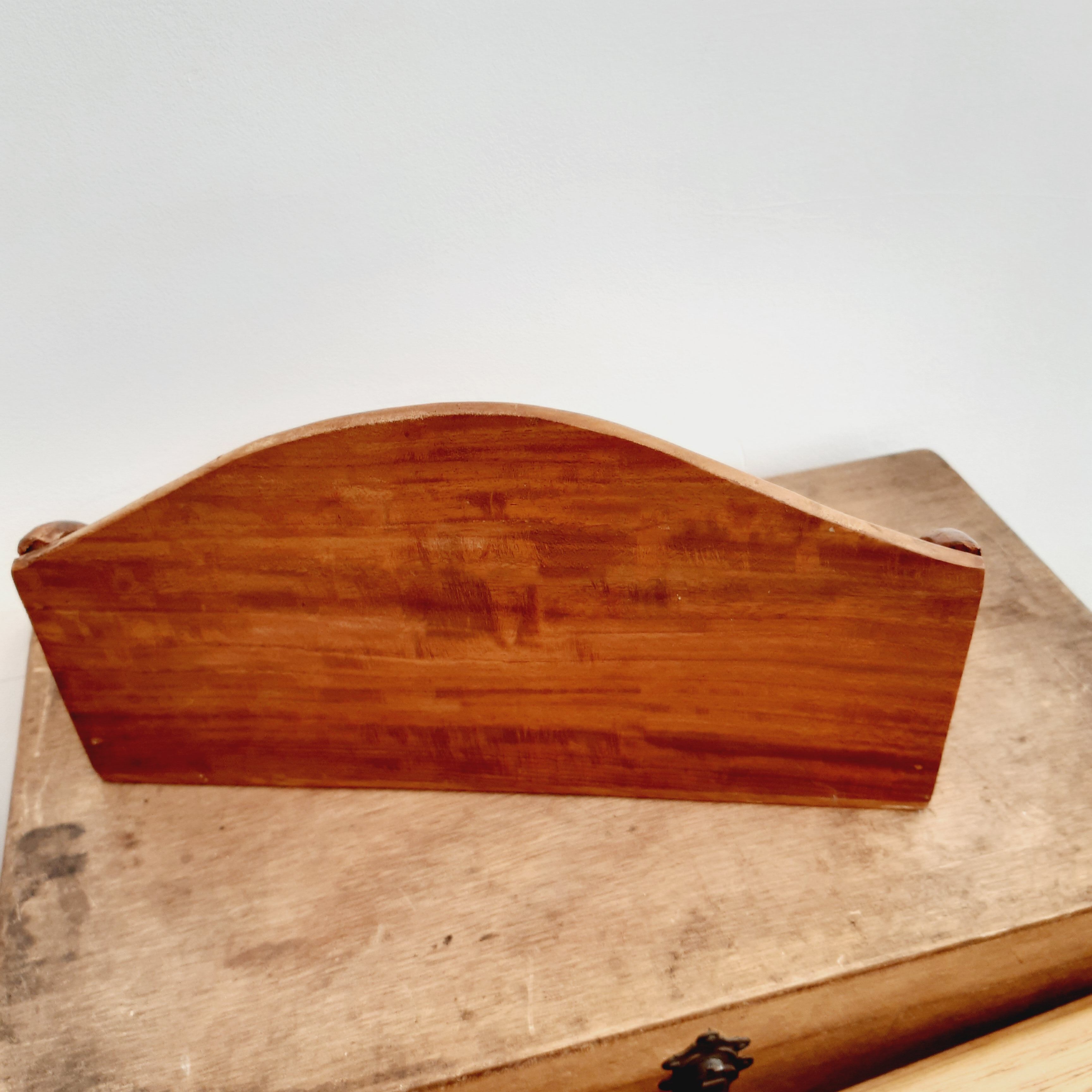 Porte courrier bois et laiton