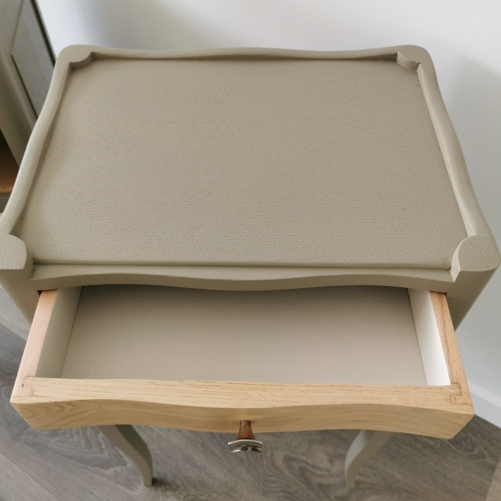 Pair of bedside tables