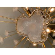 Lustre fleurs blanches murano verre spoutnik ovale en or