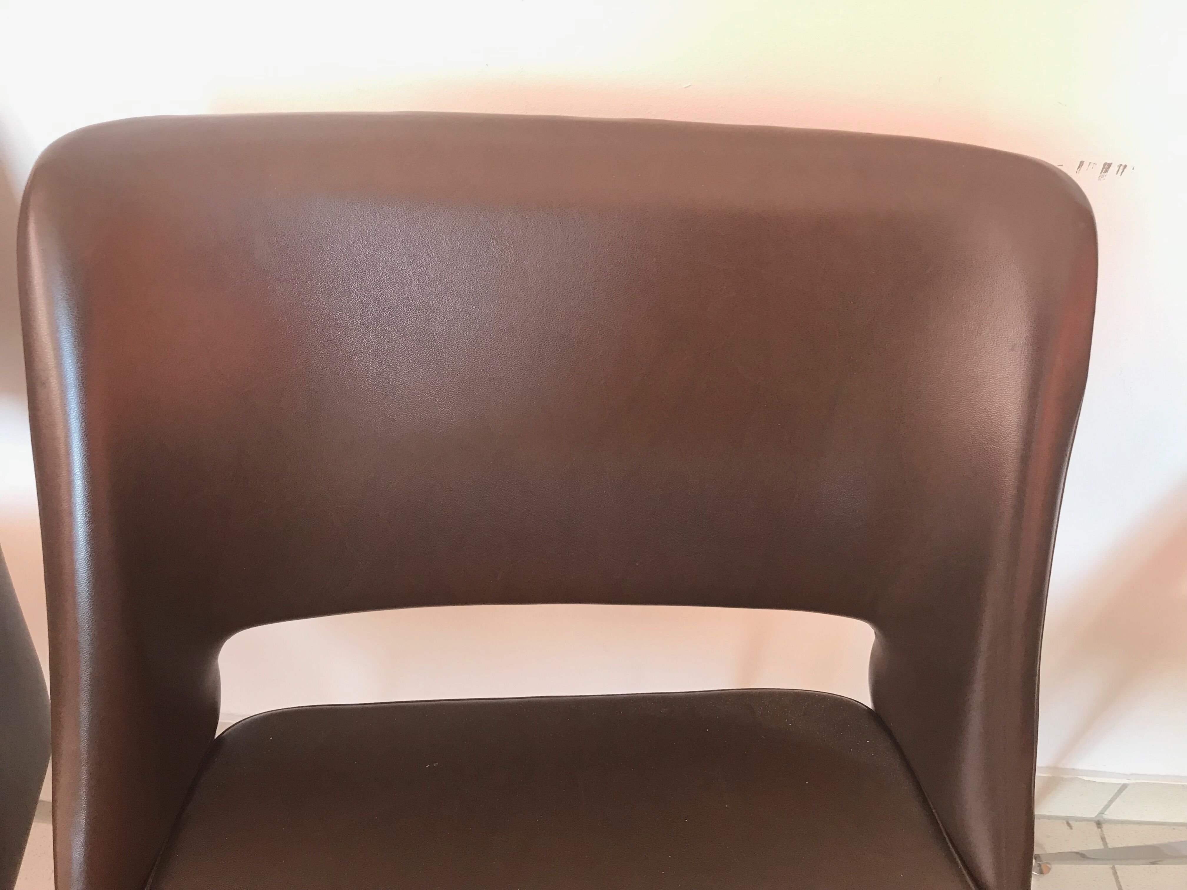 4 VINTAGE chairs in arflex-style brown skai