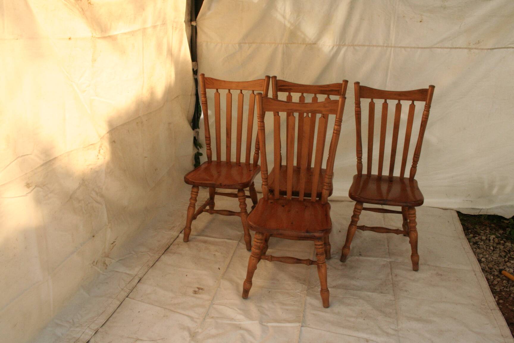 Set of 4 american country model chairs from jdv