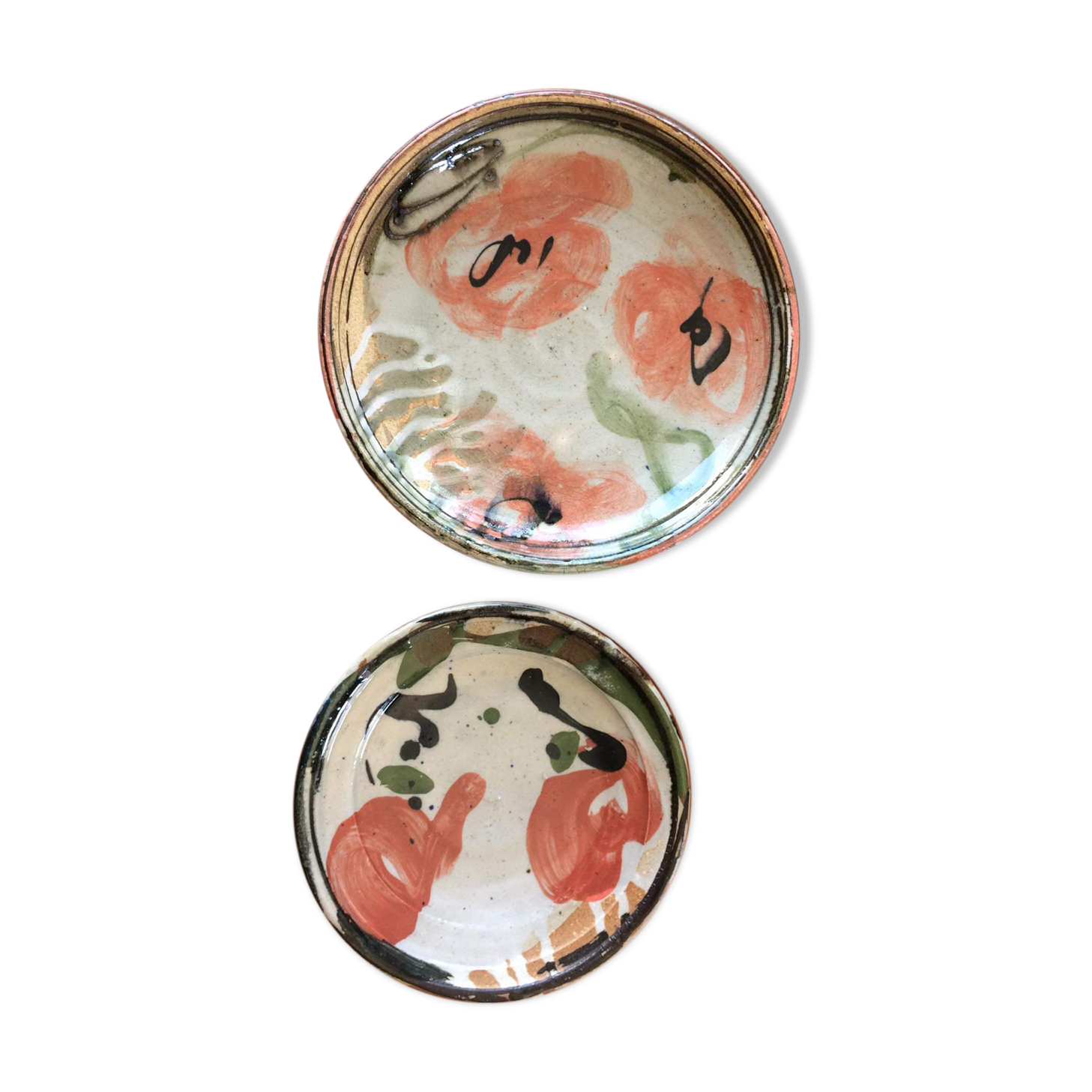 2 "boisbelle" stoneware dishes, La borne