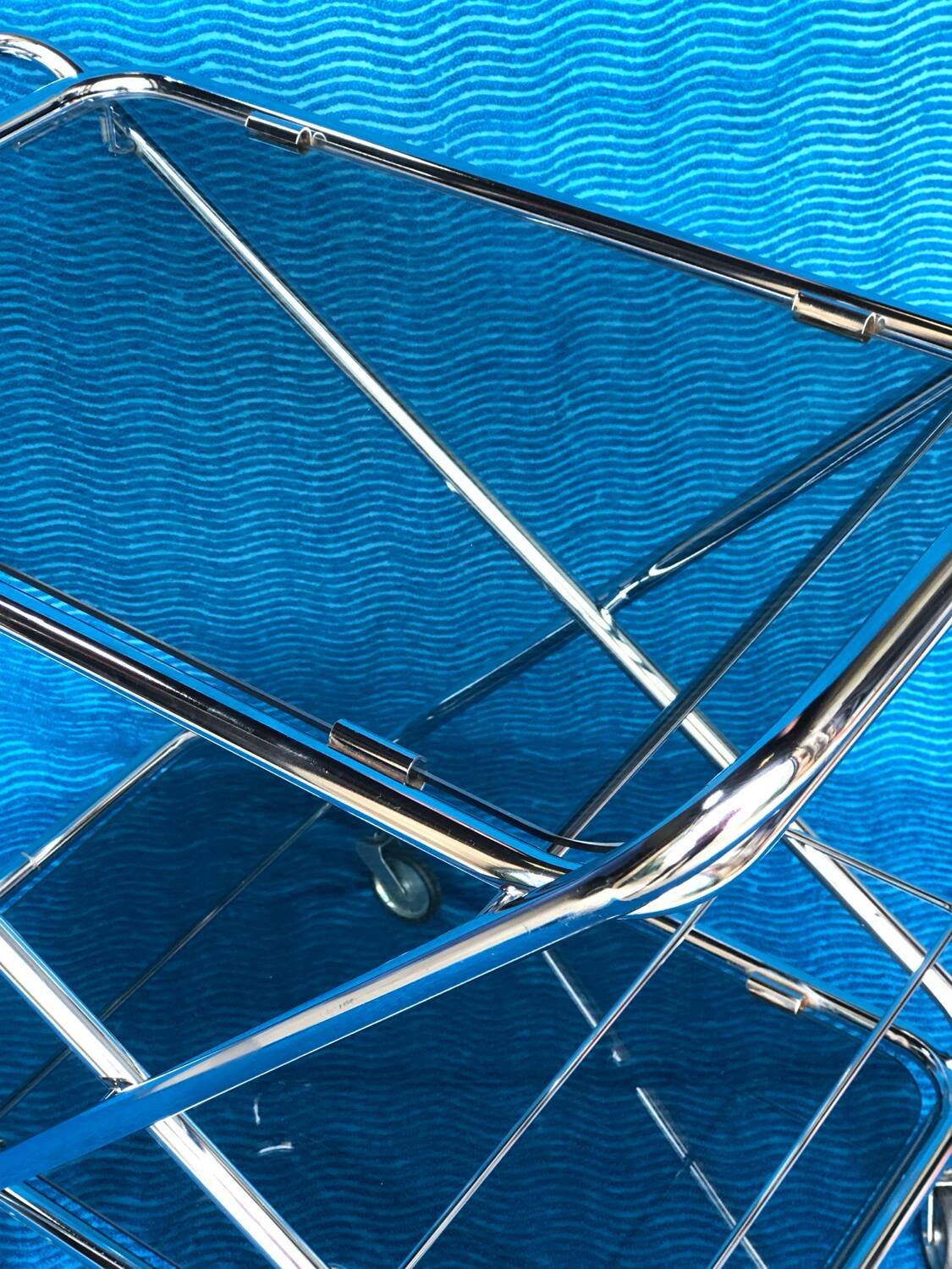 Vintage folding server 1970 with 2 smoked glass trays