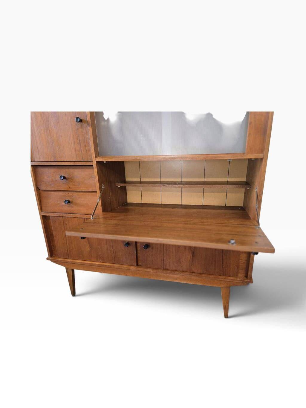 Vitrine vintage en bois / armoire / meuble mural