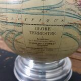 Light earth globe