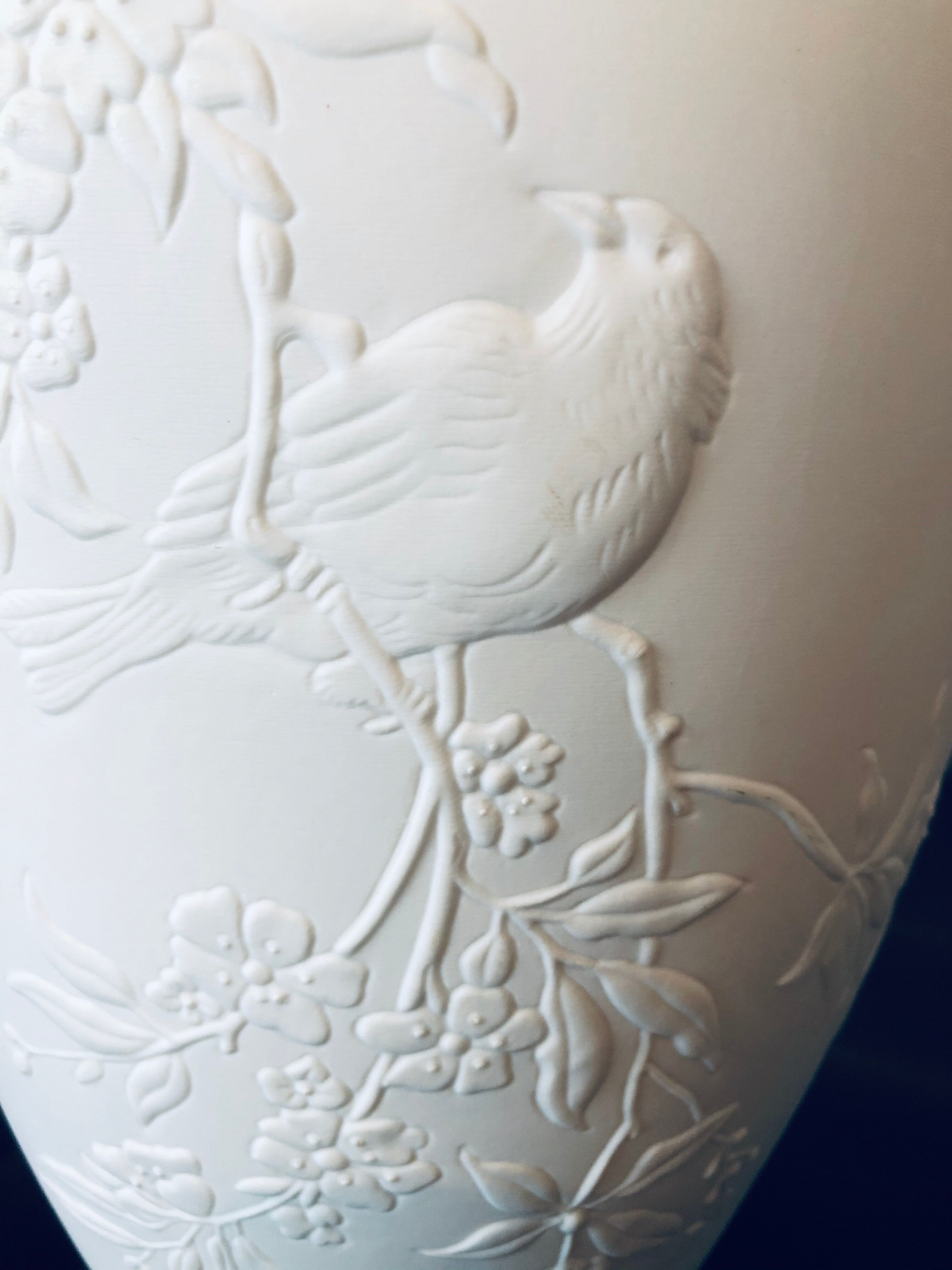 Sologne porcelain vase