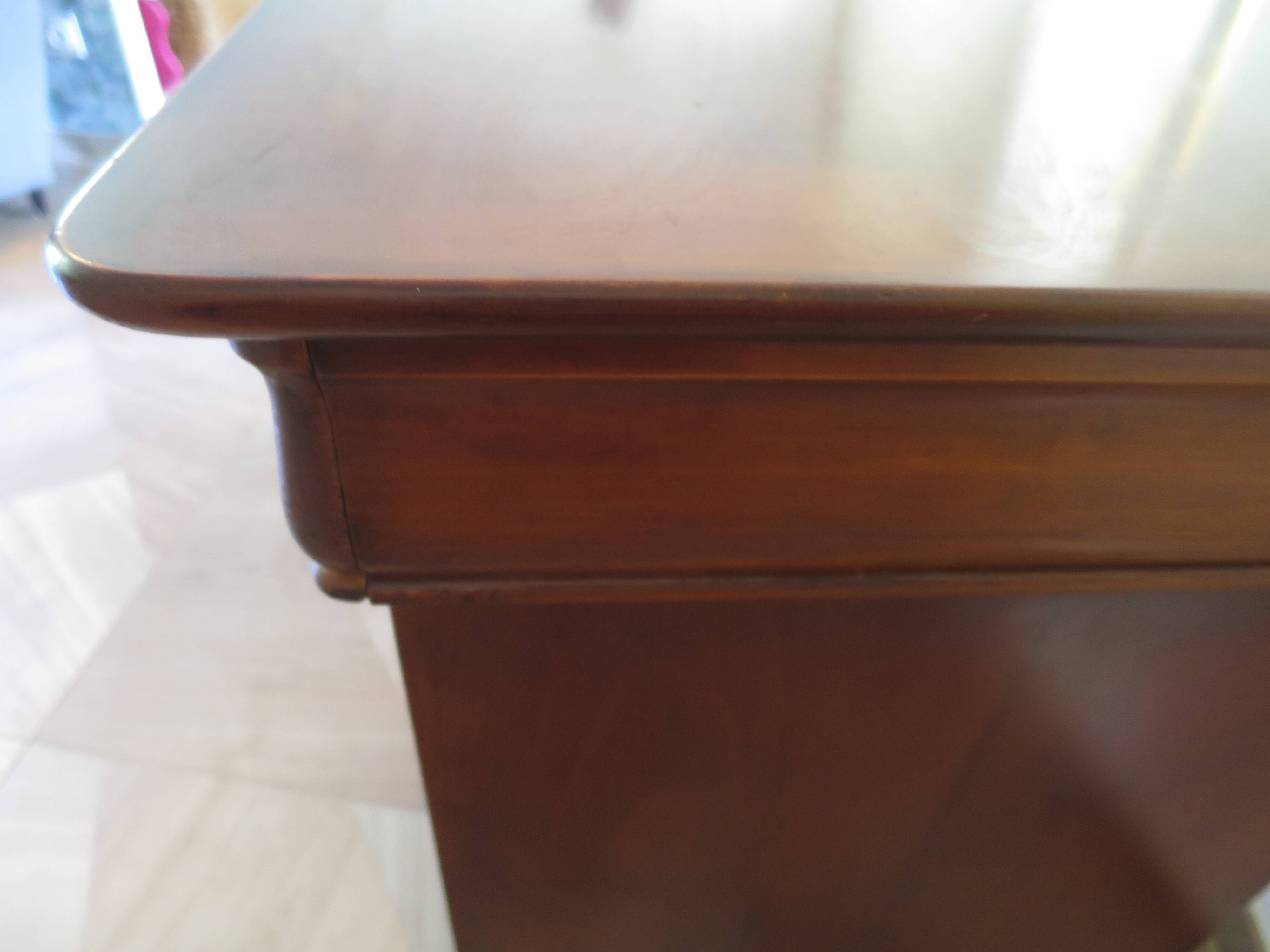 Beautiful Louis Philippe chest of drawers with 4 drawers - 3 locks - in cherry wood - 1980s