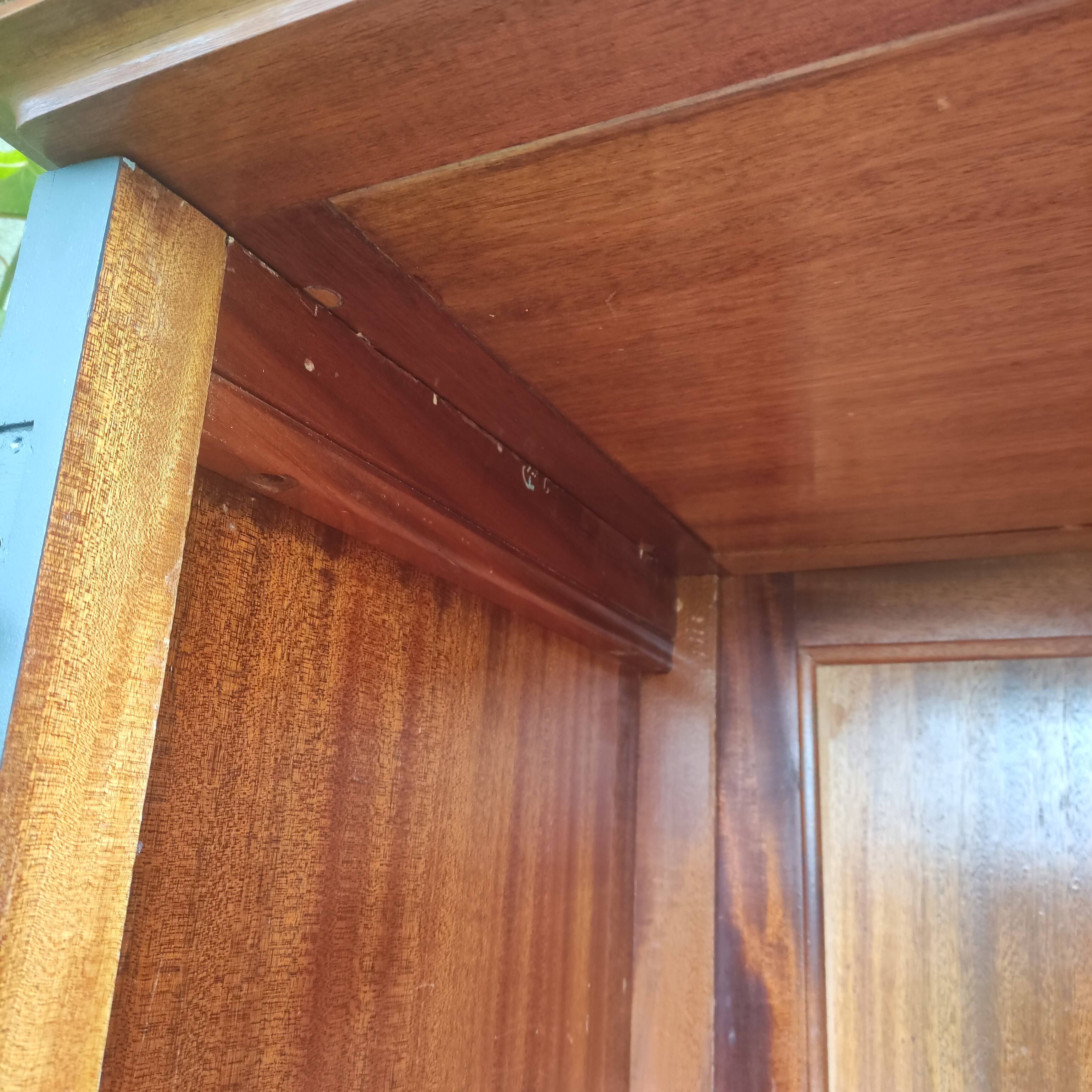 Library grade, shelf