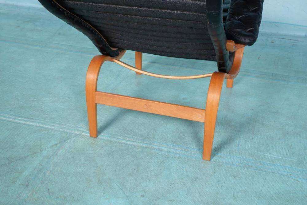Design lounge armchair & ottoman 70s Bruno Mathsson Pernilla