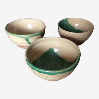 3 glazed terracotta bowls