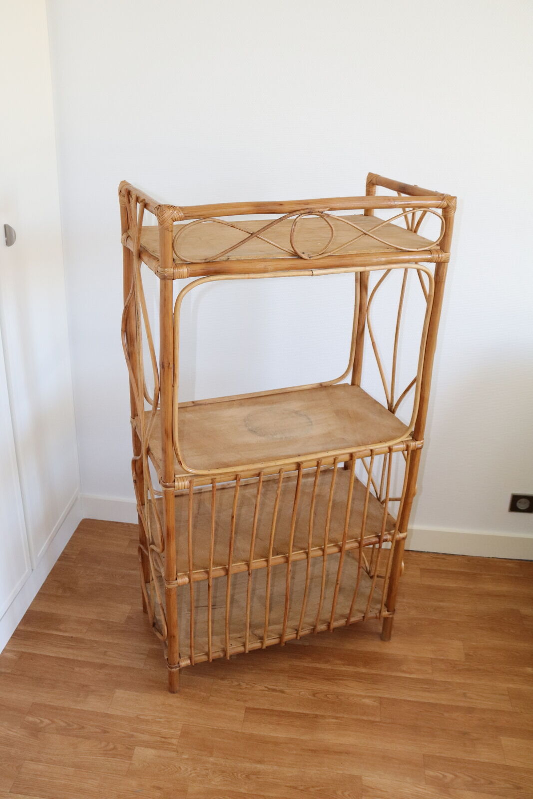 Etagère rotin et bois
