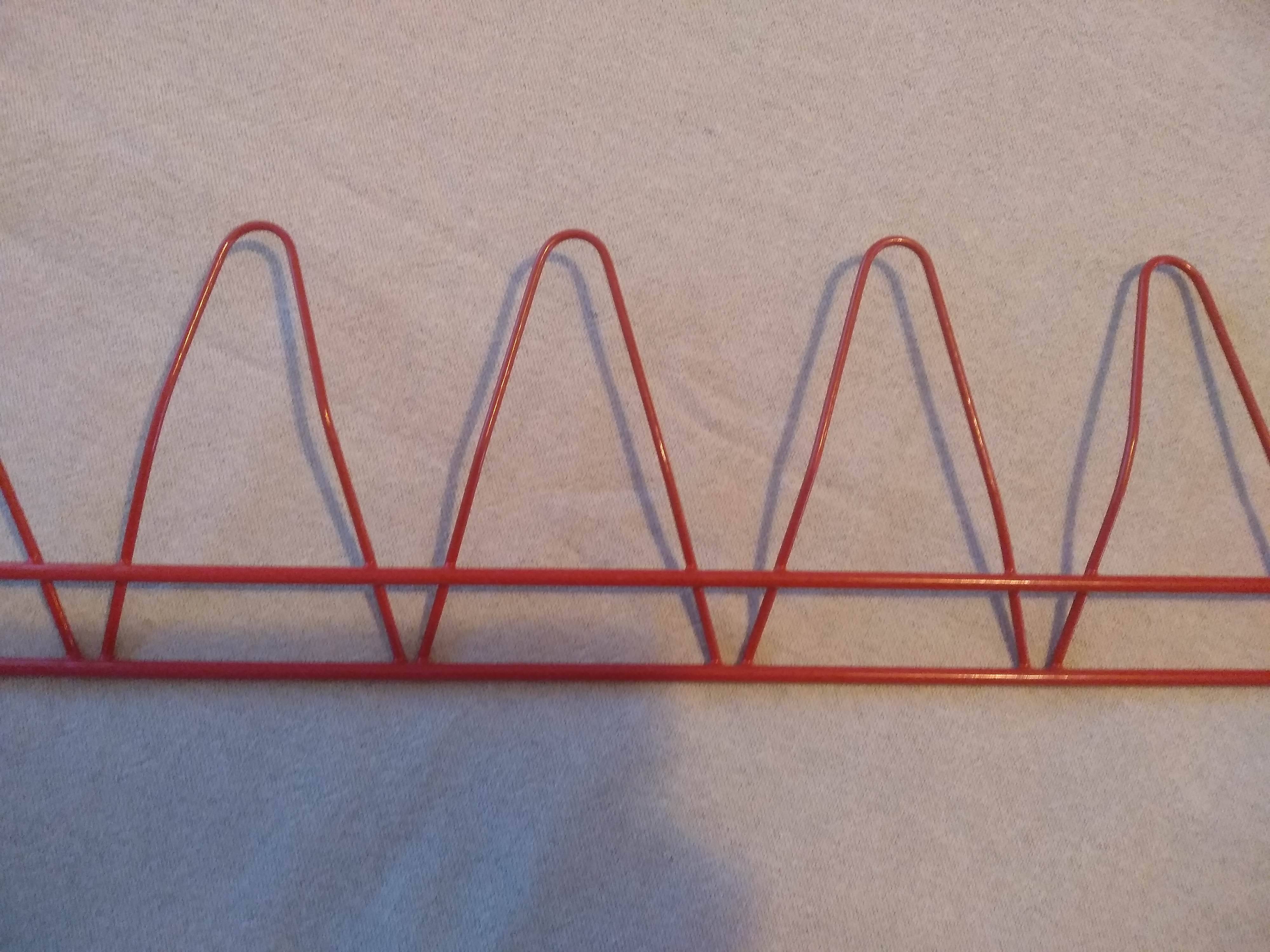 Red wire coat/shoe rack