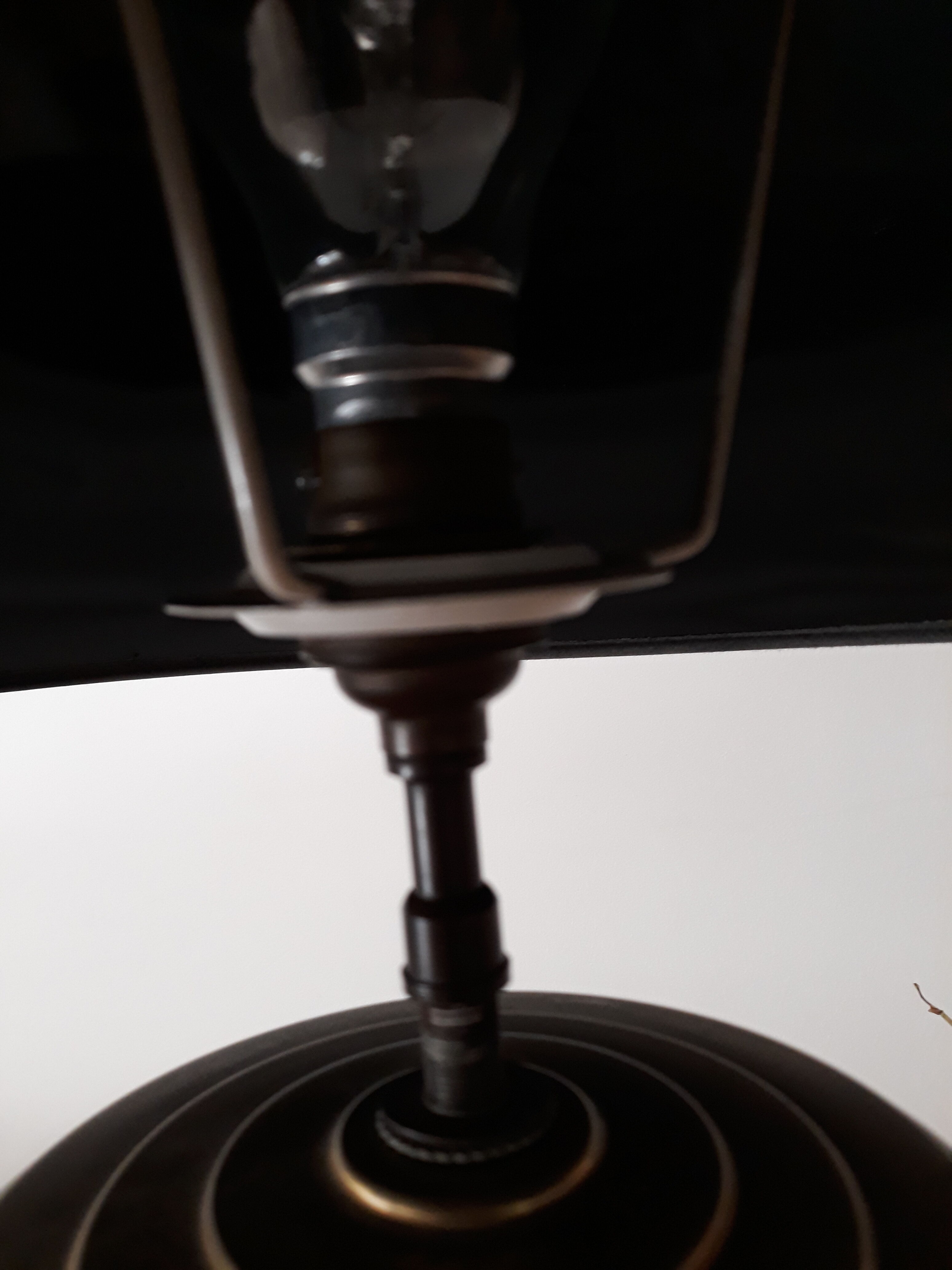 Lamp in white opaline Italian 60-70 years