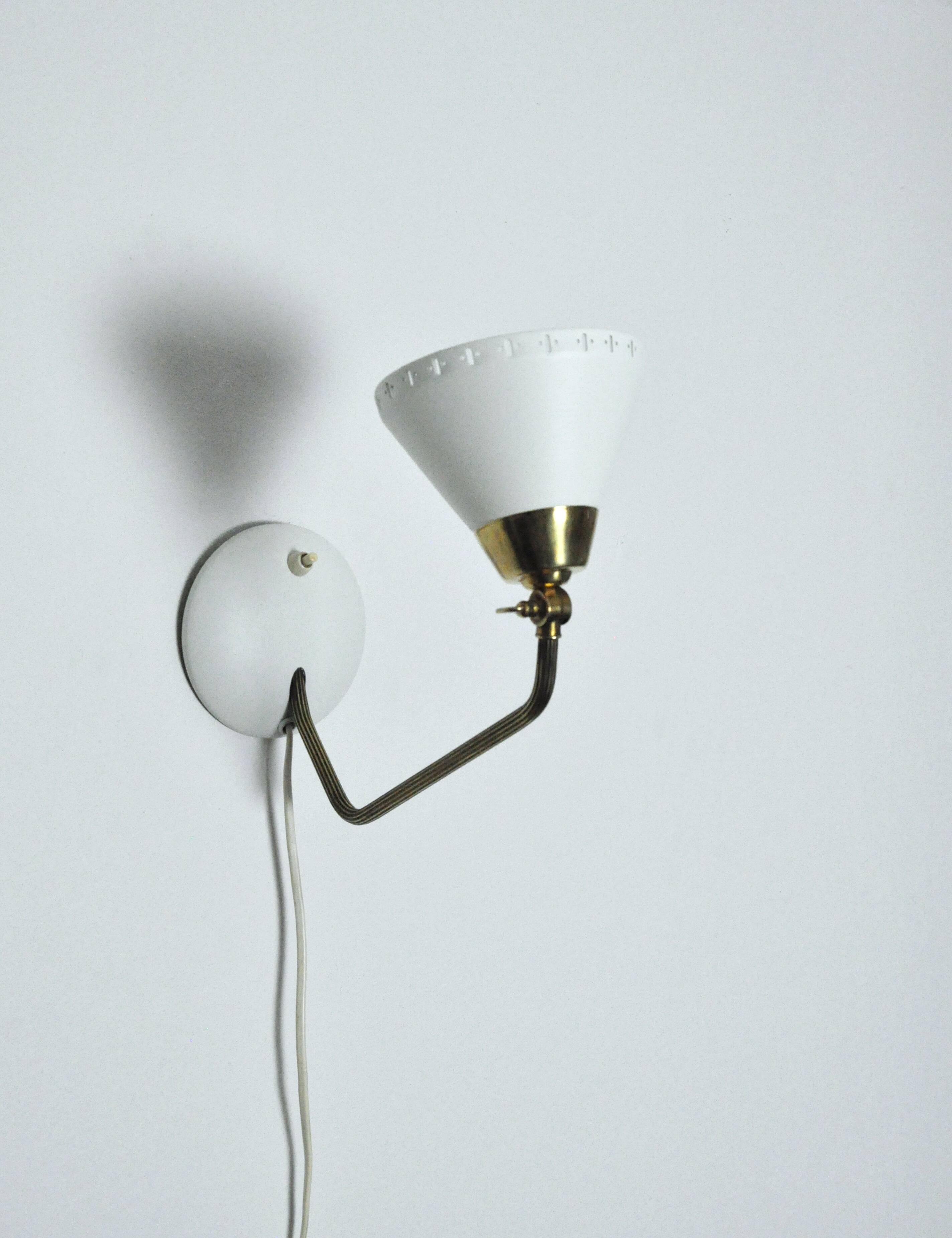 Swedish Table Lamp in Brass and White Metal, EWÅ Värnamo, 1950s