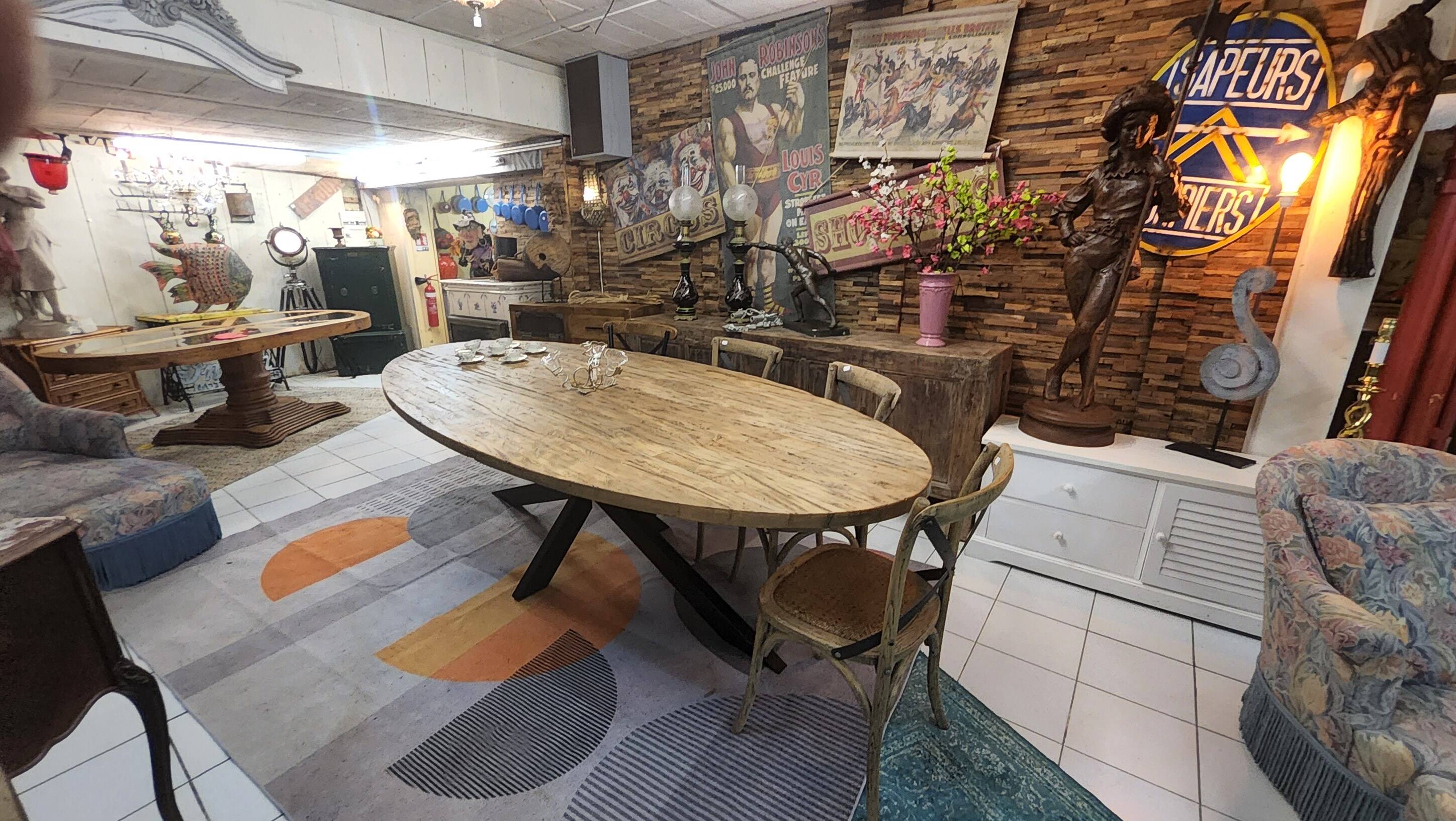 Farm table