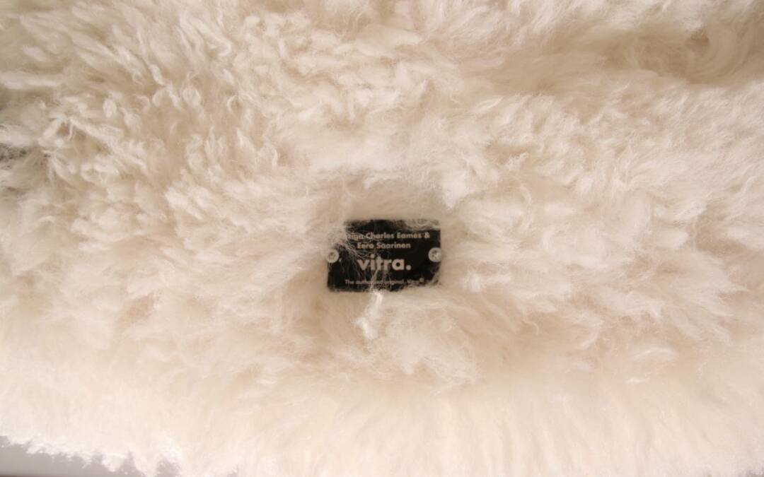 2 chaises Vitra Organic de Charles Eames et Eero Saarinen