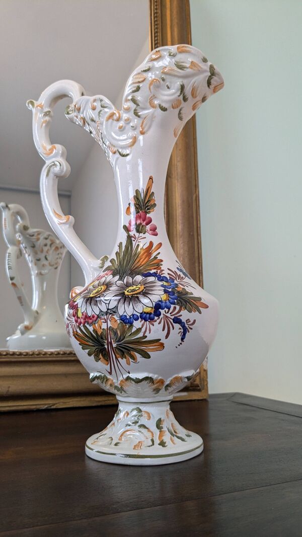 Ancienne aiguière de Bassano en céramique craquelée