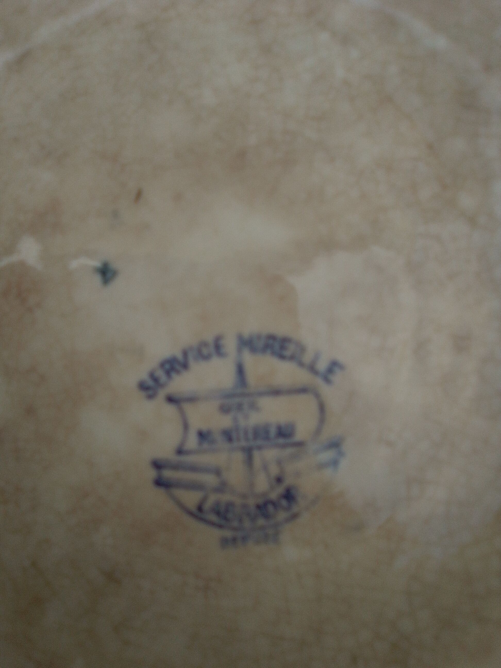 Vegetable in creil and montereau earthenware service mireille labrador diam 19.5 cm