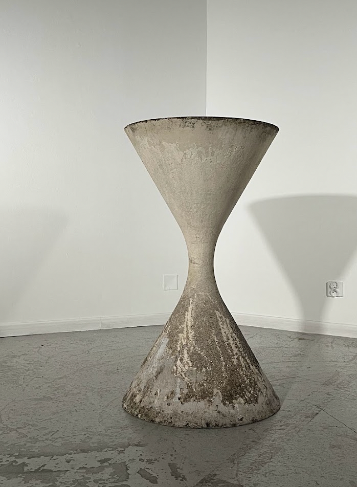 Willy Guhl and Antonn Bee diabolo planters for Eternit 1950s/60s