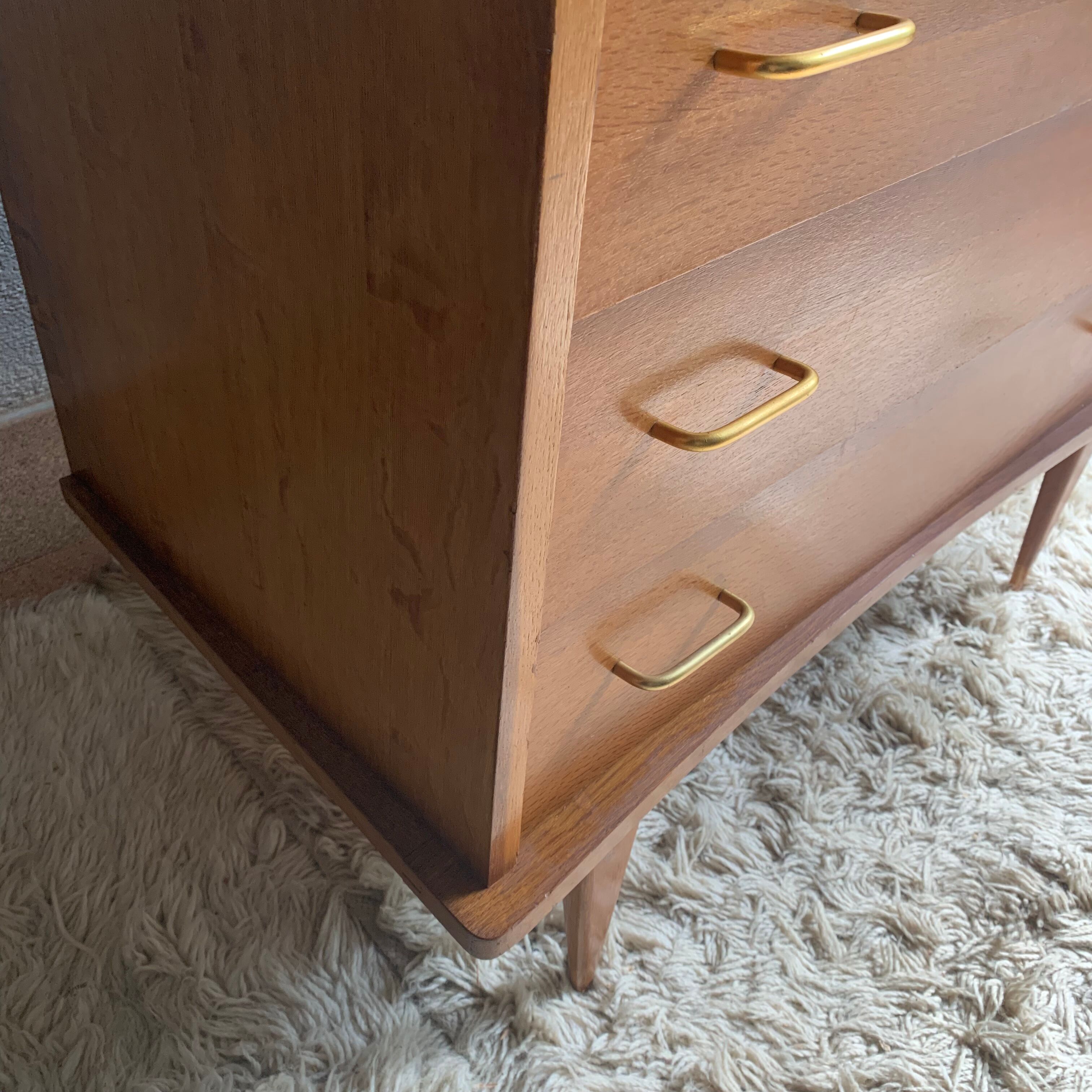 Vintage oak dresser 3 drawers