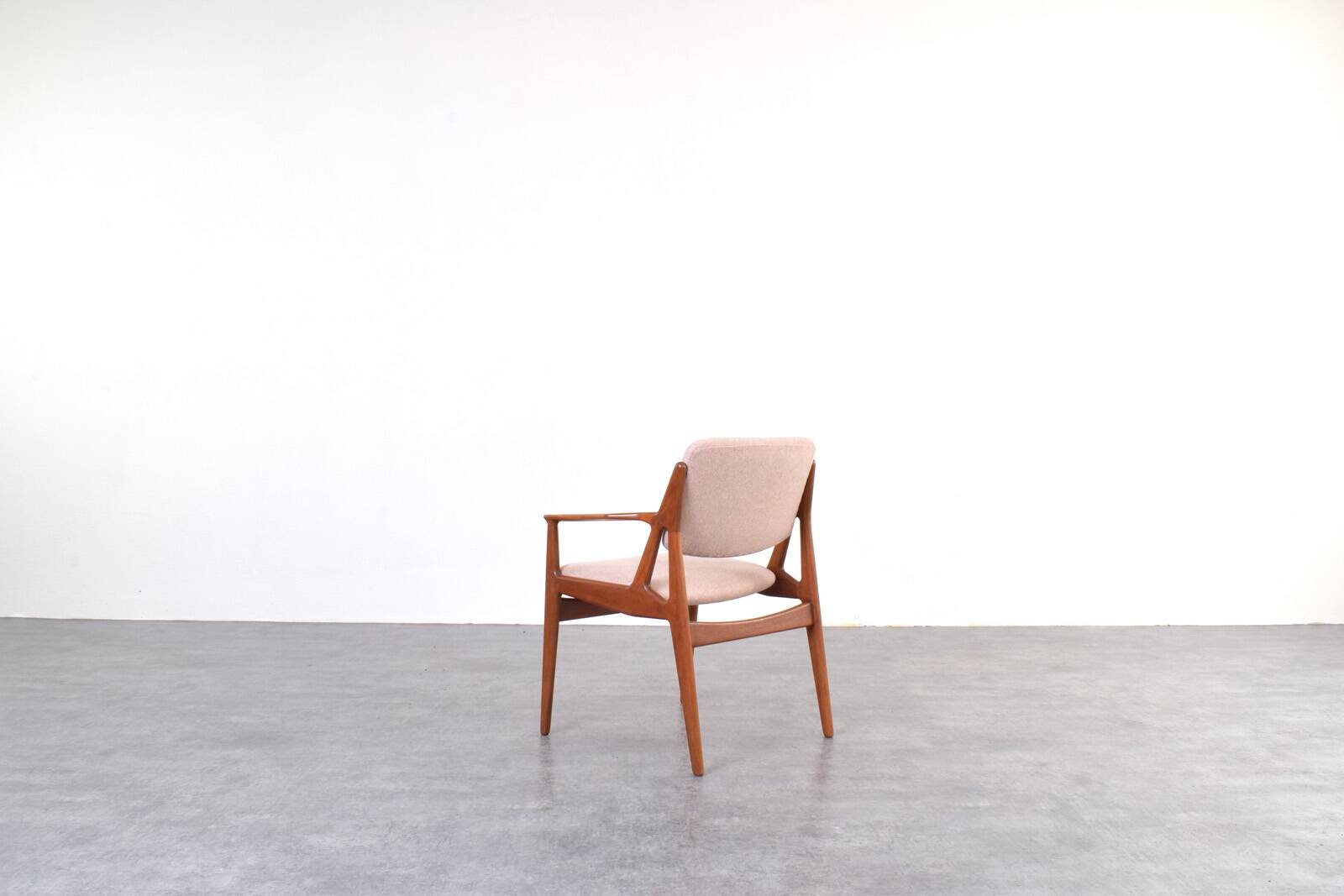 Fauteuil Ella en teck et laine du milieu du siècle par Arne Vodder pour Vamo Sønderborg