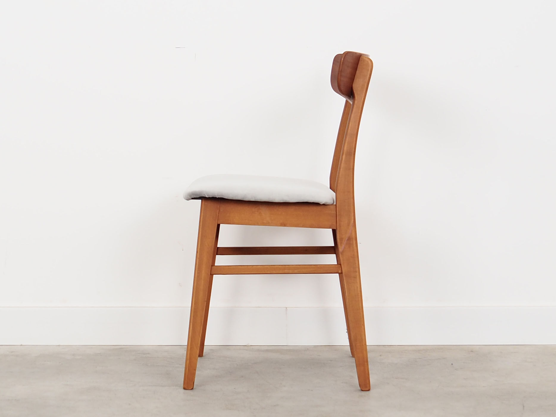 Beech chair, Danish design, 1970s, production: Denmark